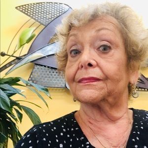 Meet your Posher, Sandra